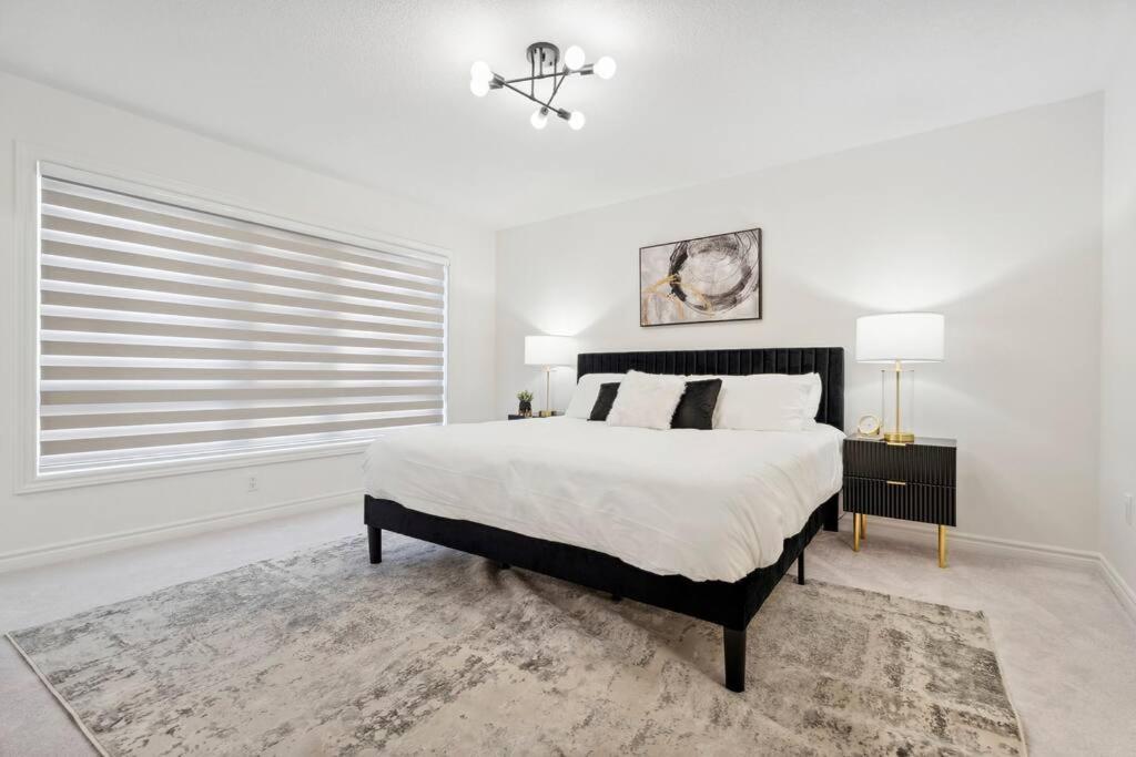Barrie Luxe, Pool Table 6 Bedroom 6 Ba Custom Design A+ Location Экстерьер фото